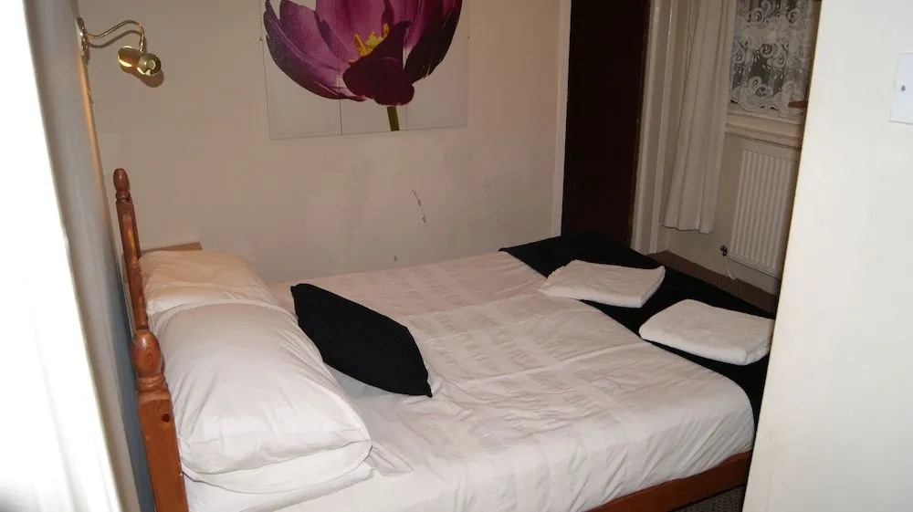 Newburn Hotel