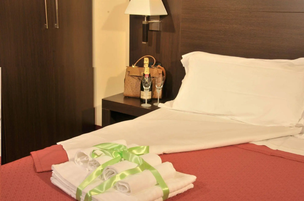 Hotel Versailles