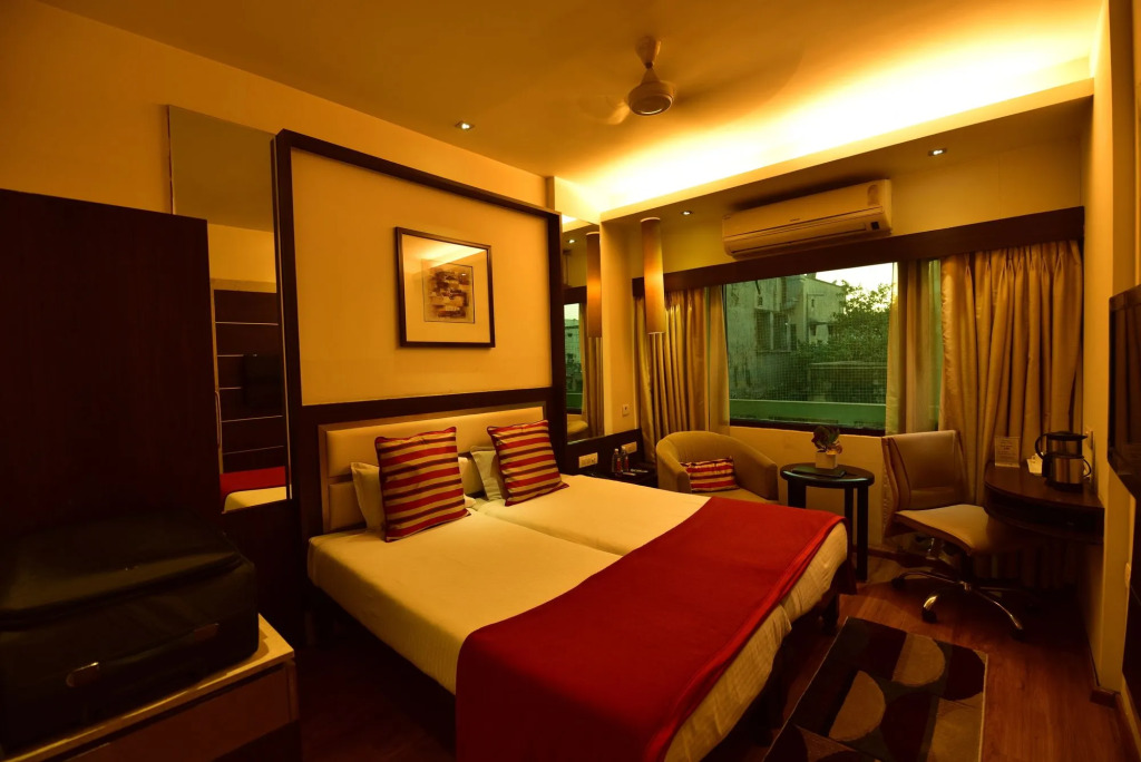 Hotel Surya Royal