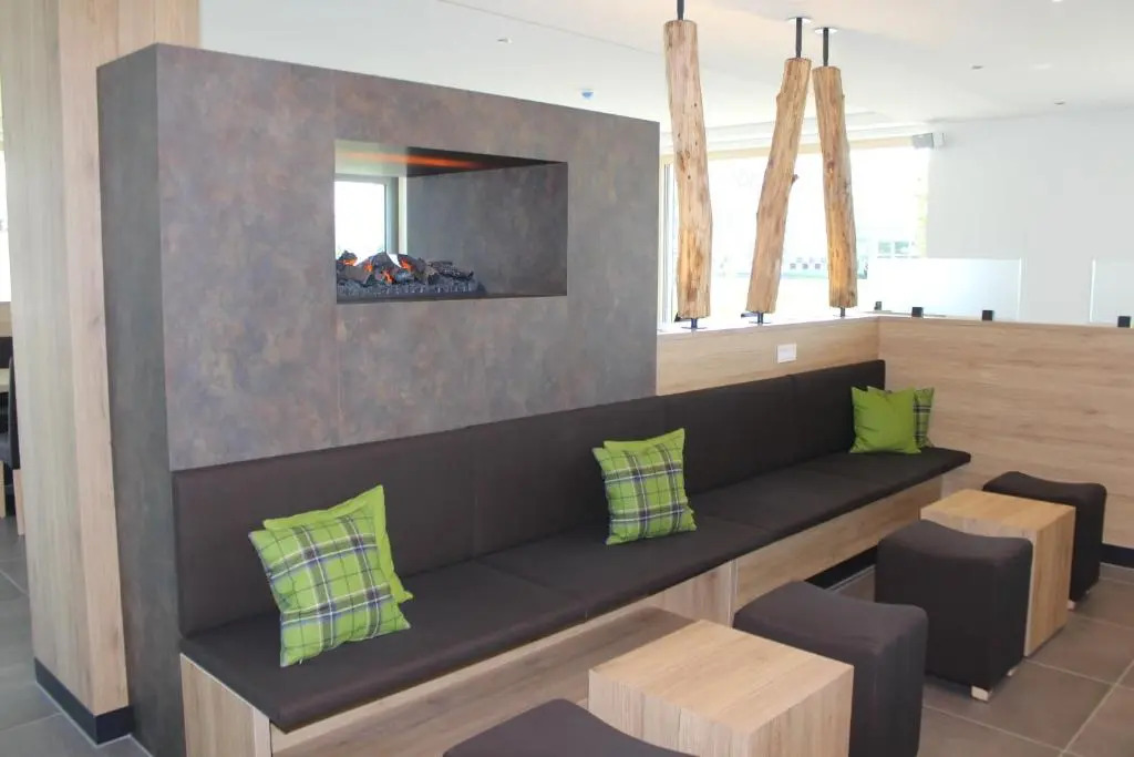 Alb Inn - Hotel & Apartments