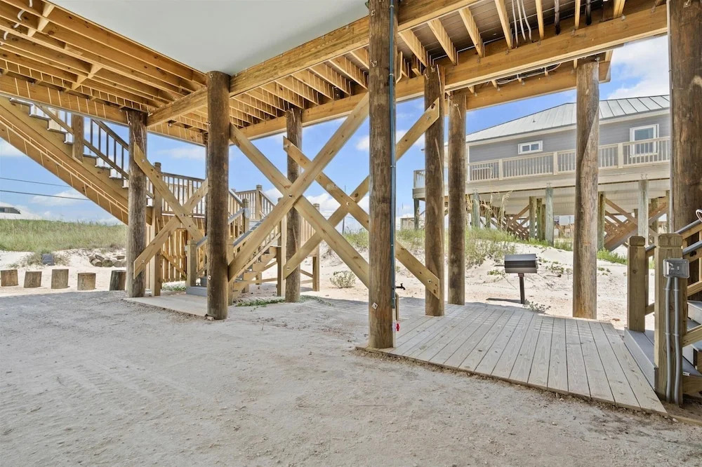 Surfside - 2431 Bienville 4 Bedroom Home by RedAwning