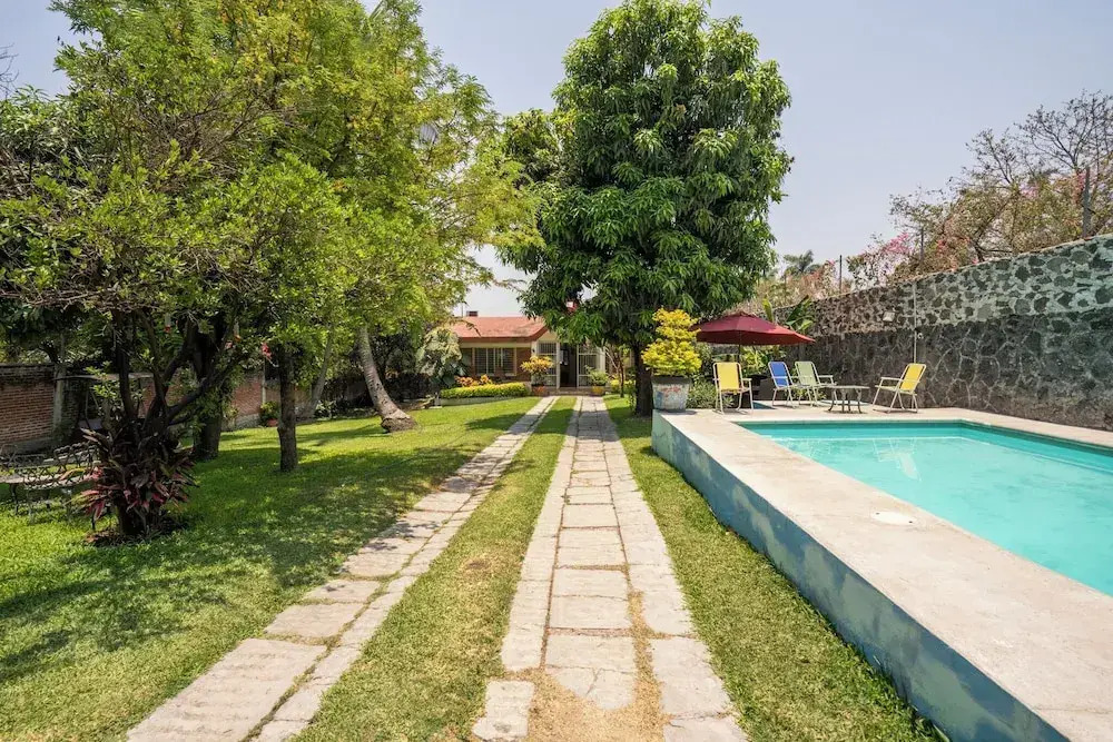 Vacation house with pool - Temixco 2 BR