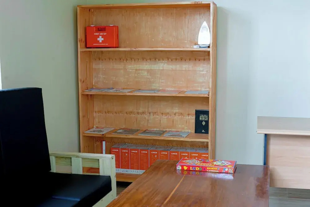 L&j modern backpackers BnB