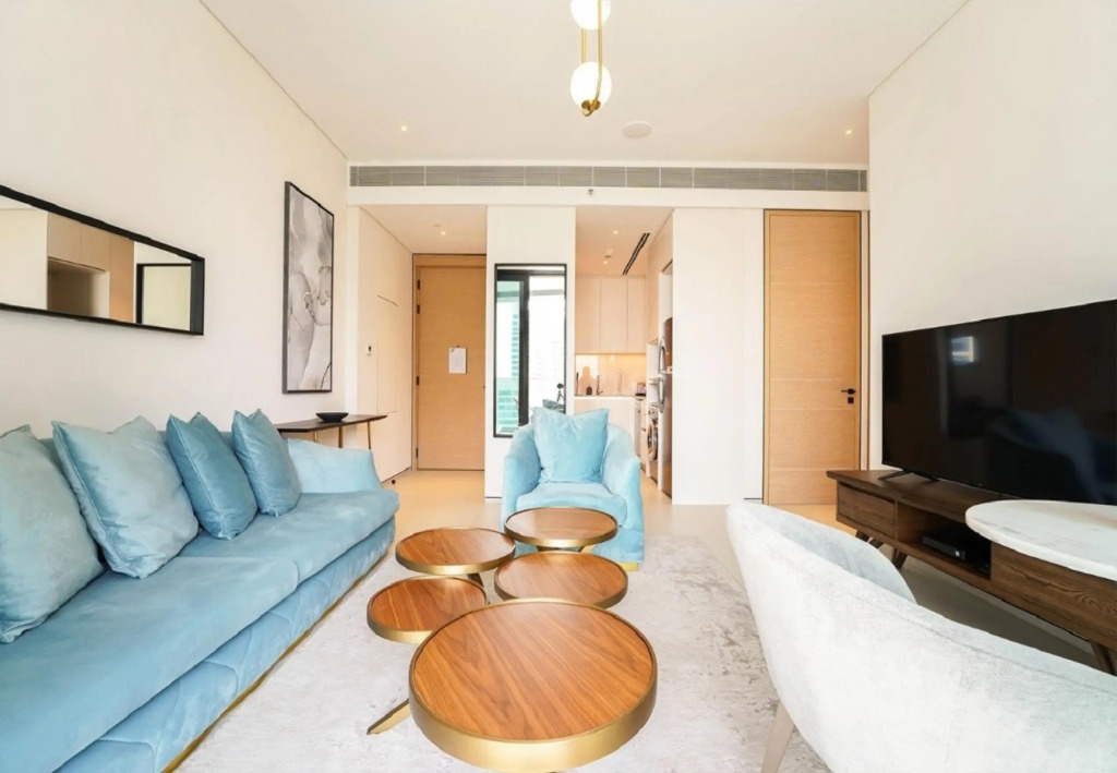 JBR - The Address 605