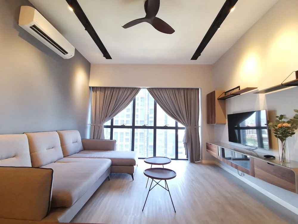 Eminent Suite at ICON City