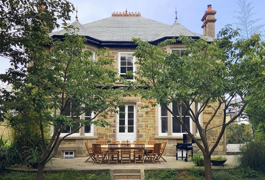 Rosevean House