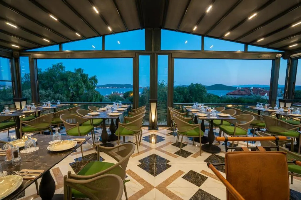 Cunda Baradiel Hotel