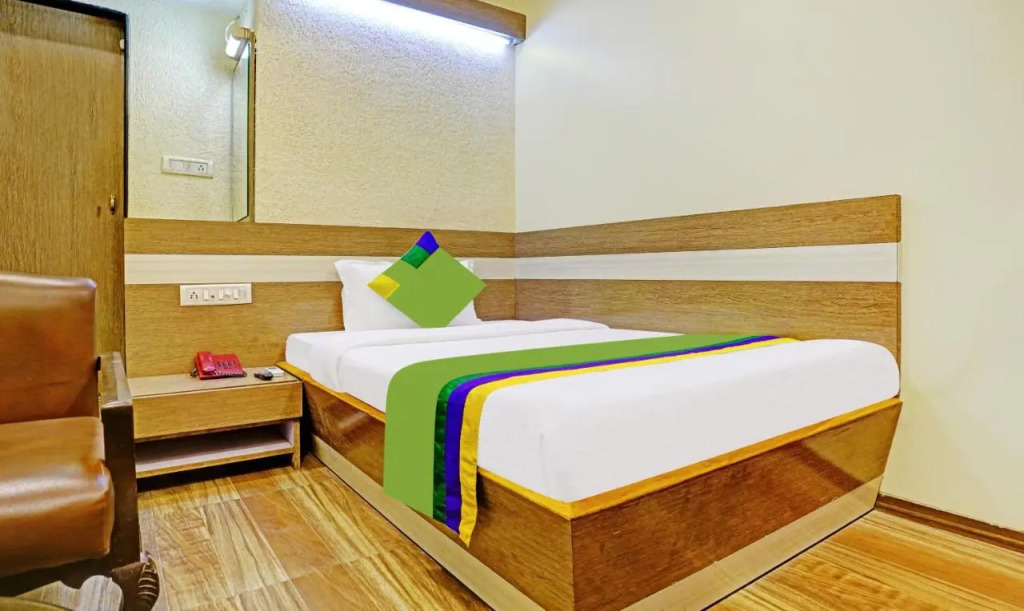 Hiramani Hotel by Treebo