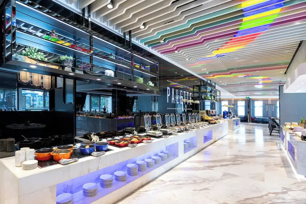 Lujiang Mega Hotel