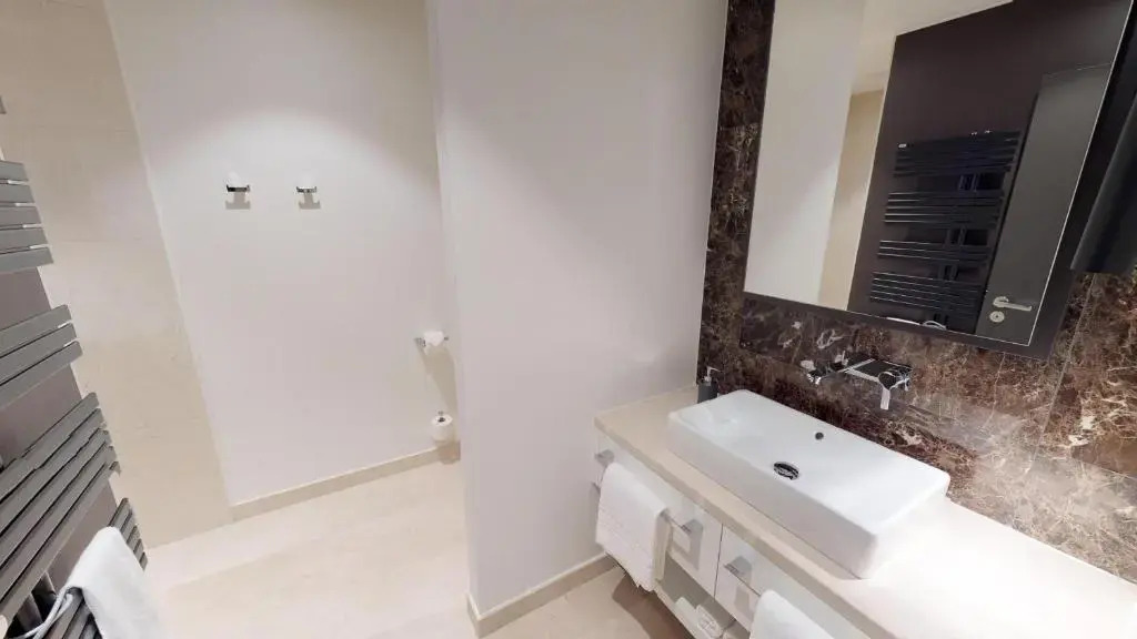 White Pearl Apartment 0.11