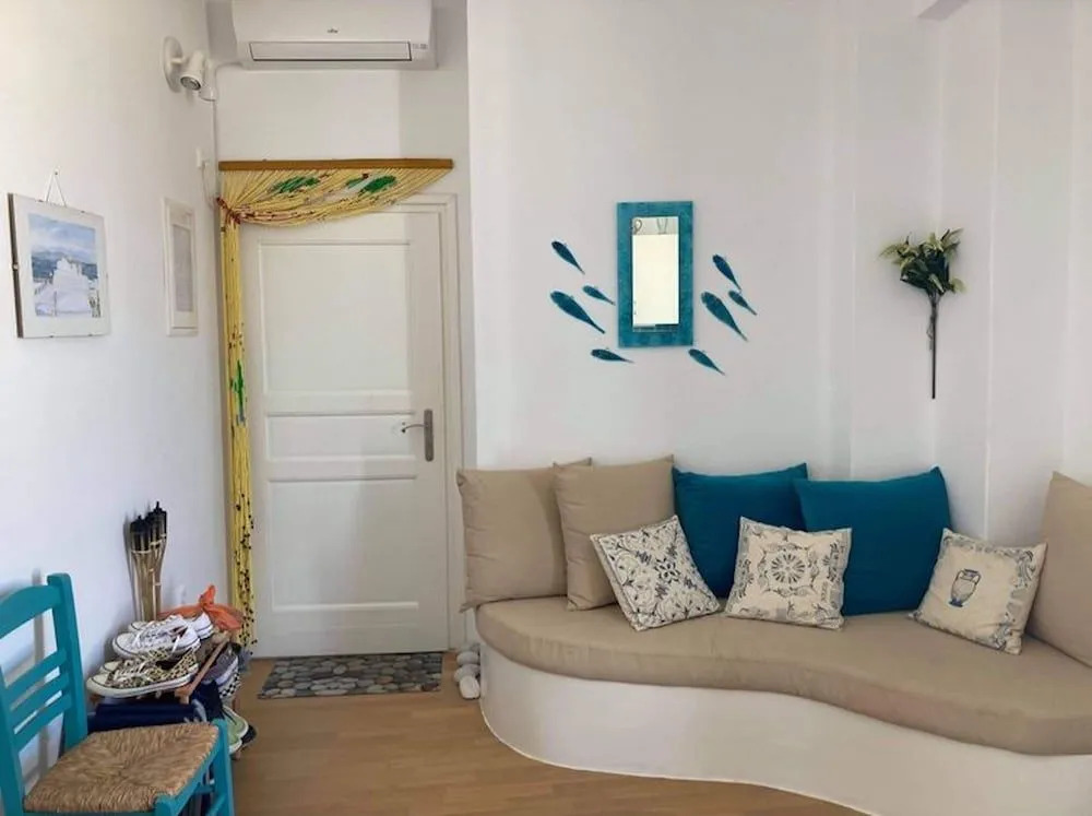 Studio Seagull - By Old Market Street - Naxos Town