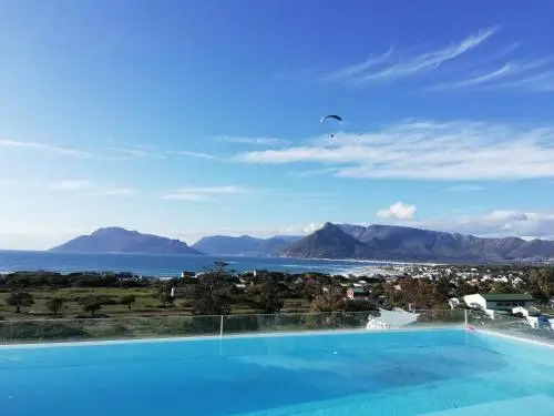 Mountain & Sea Apartments
