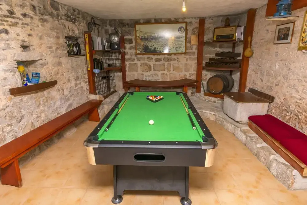 House Ante