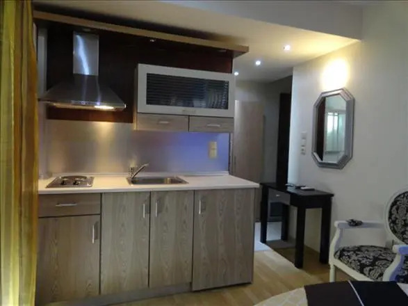 Captains Beach Apartments