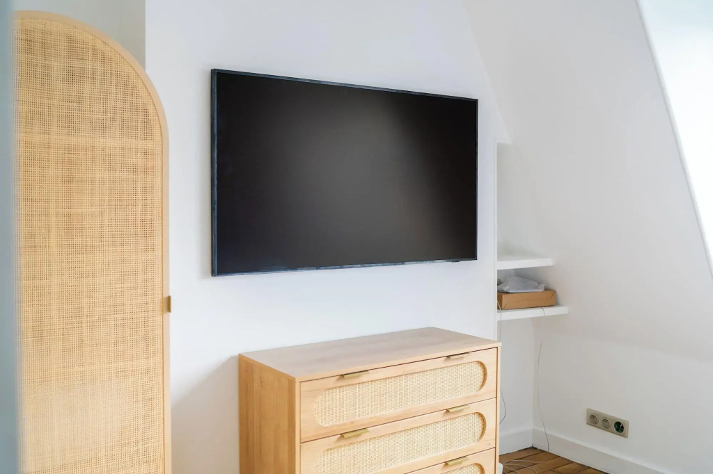 HotelHome Paris 16