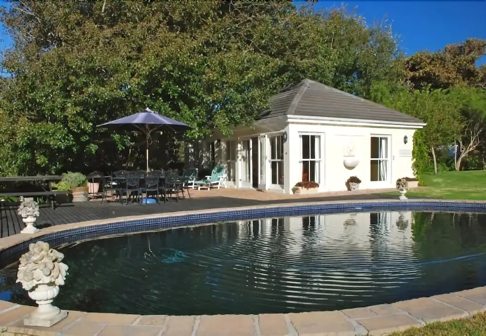 Majini Guest House