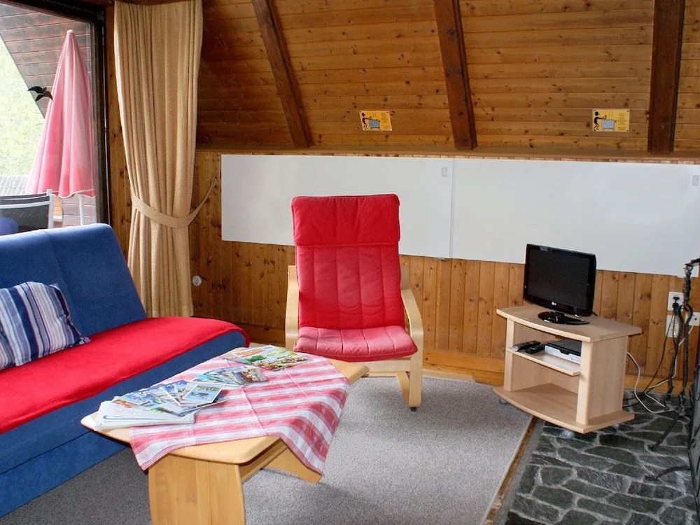 Small Pet-friendly Holiday Park With Nassfeld Card in High Season