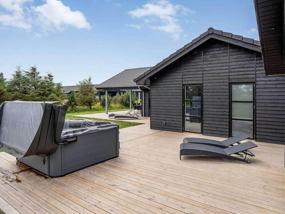 4 Star Holiday Home in Lokken