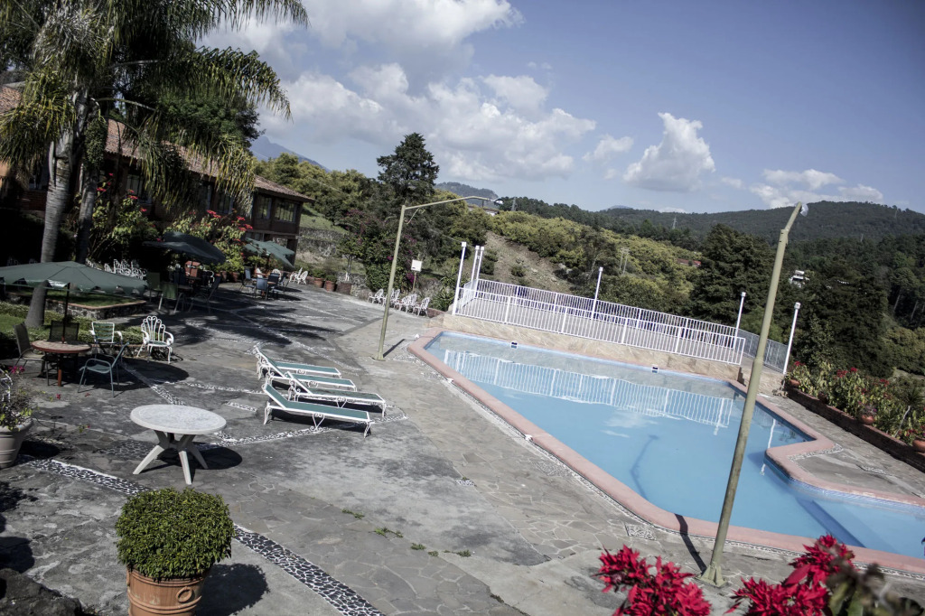 Hotel Pie de la Sierra