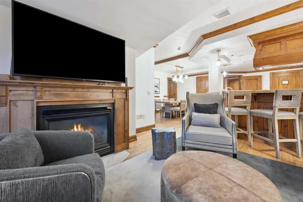 Luxury 3 Bedroom at The Aspen Mountain Residences in Downtown Aspen