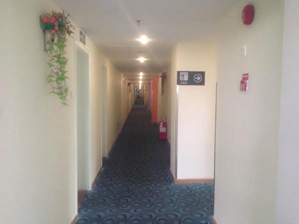7 Days Hotel Zhuhai Gongbei Port Pedestrian Street