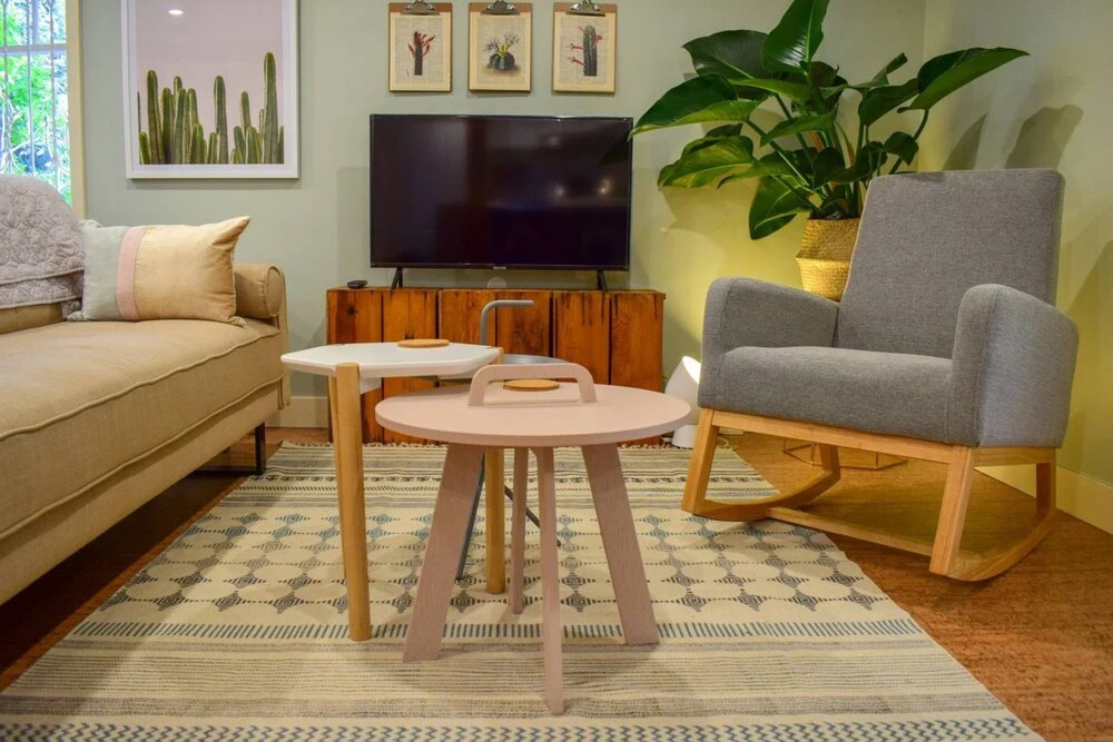 Modern 2 Bedroom West End Suite