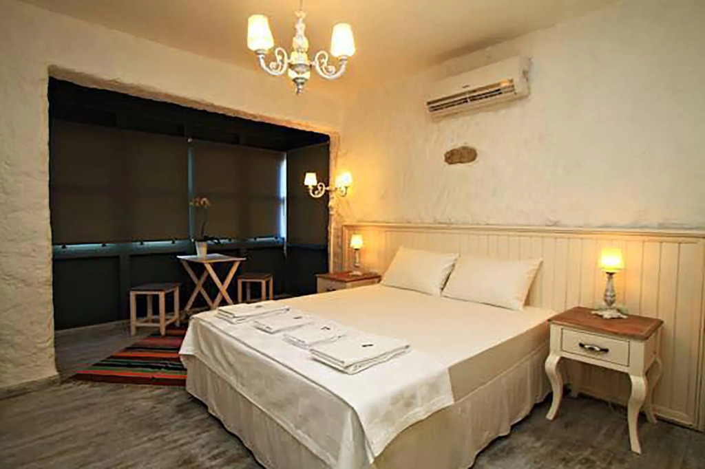 Mina Otel by Adda Alaçatı