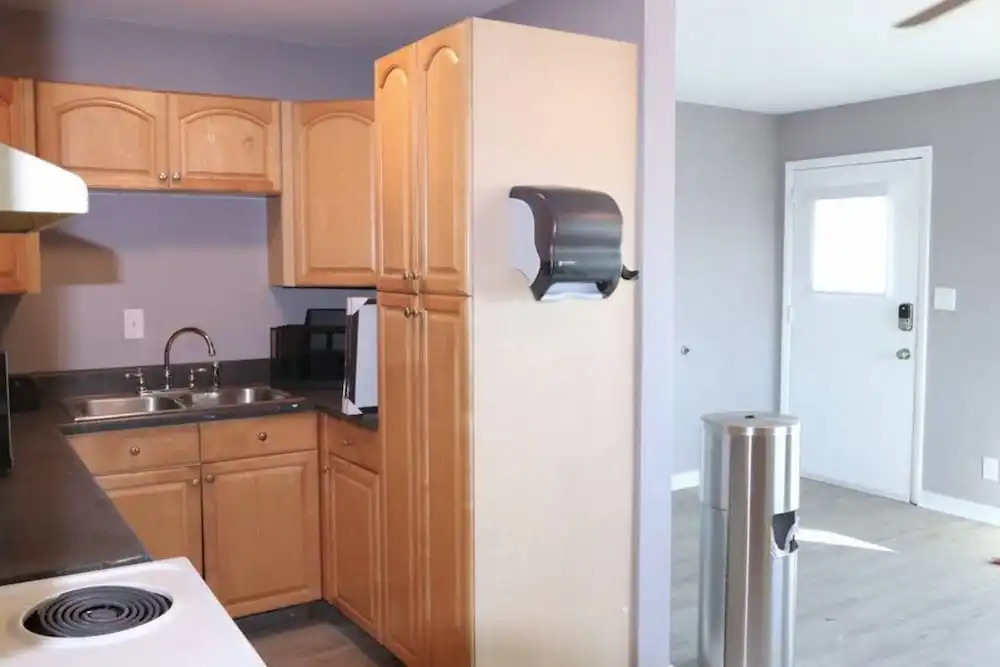 Cute & Friendly 1-BR 10 Mins From Nash