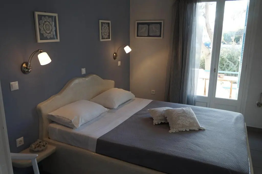 Eleni House