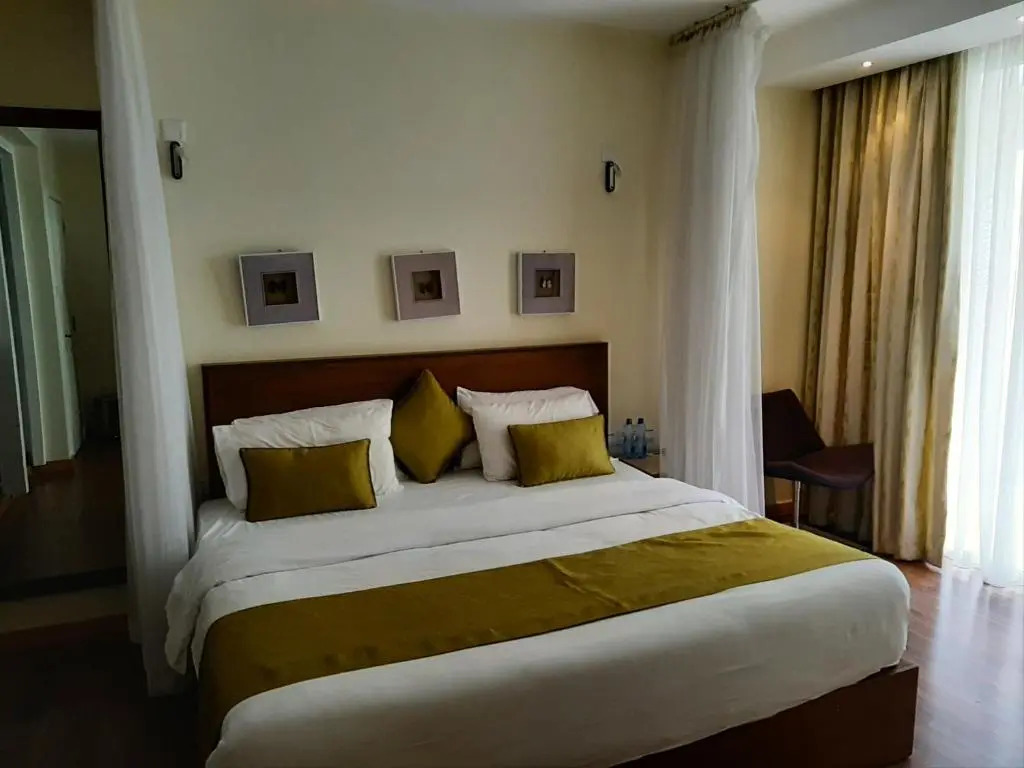 D2W Residency Suites