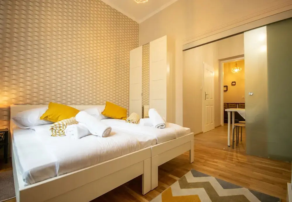 City Lights Apartments - Topolowa 48