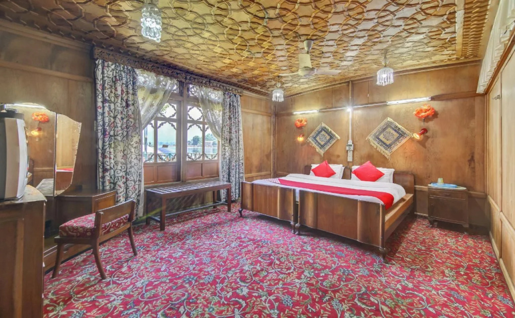 Hollywood Group Of Houseboats By OYO Rooms