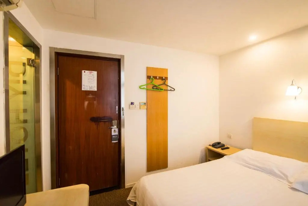 Motel Shanghai Shibei Industrial Park West Jiangchang Road