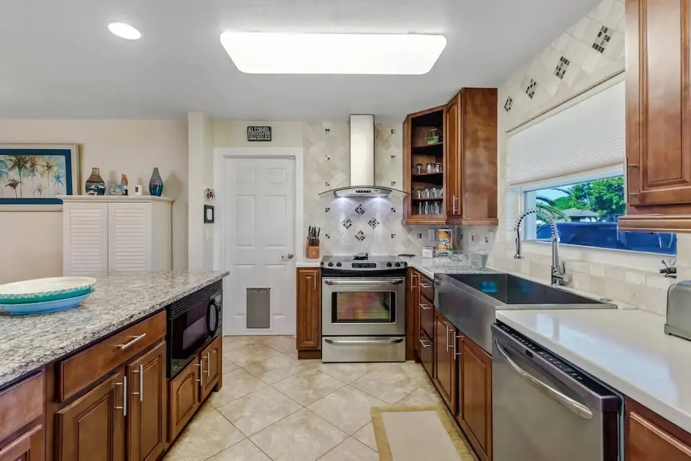 1320 SE 21st Ter