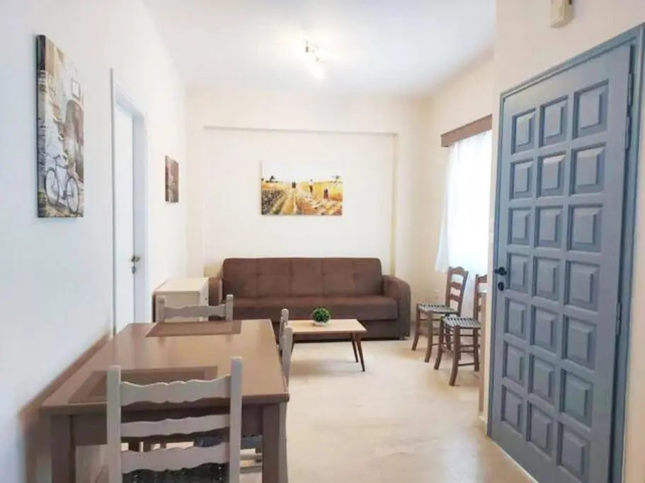 Androshouses gr - Agios Petros Beach apartment 2