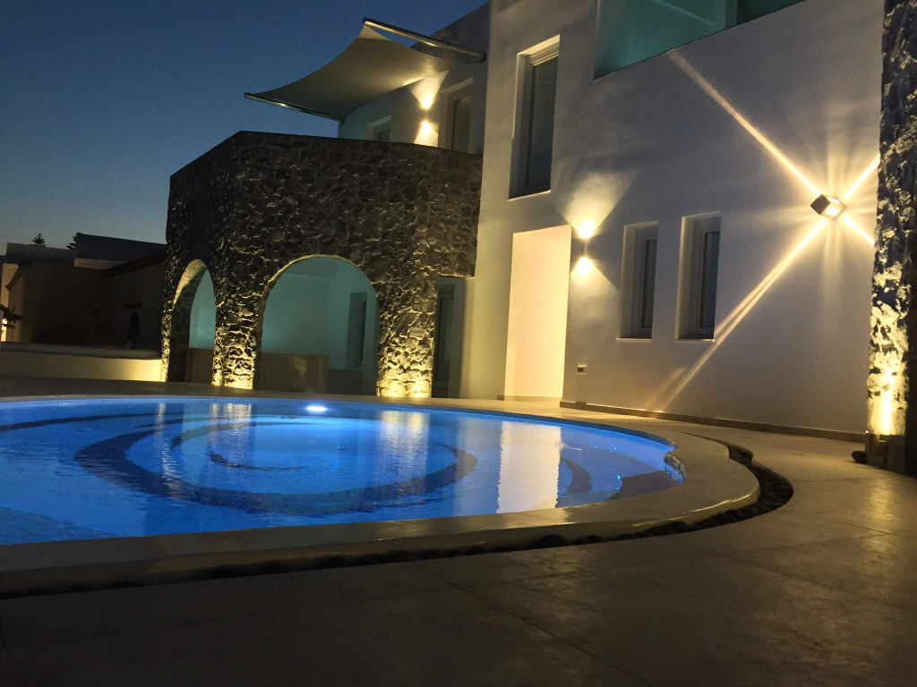 Santorini Secret Premium