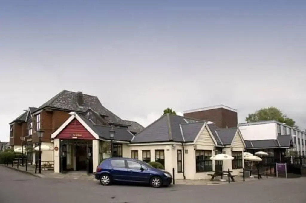 Premier Inn Epsom South