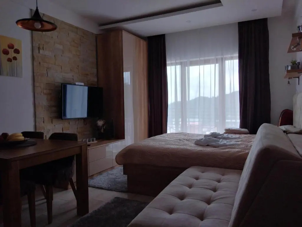 Apartment Deluxe Sunny Valley Milmari S8