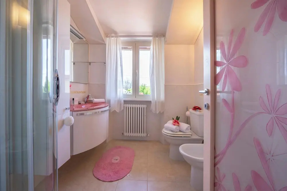 Villa Clara few km From the sea