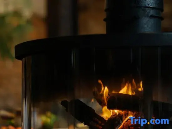 Wuyuan On The Bound Hotel-婺源水岸边民宿