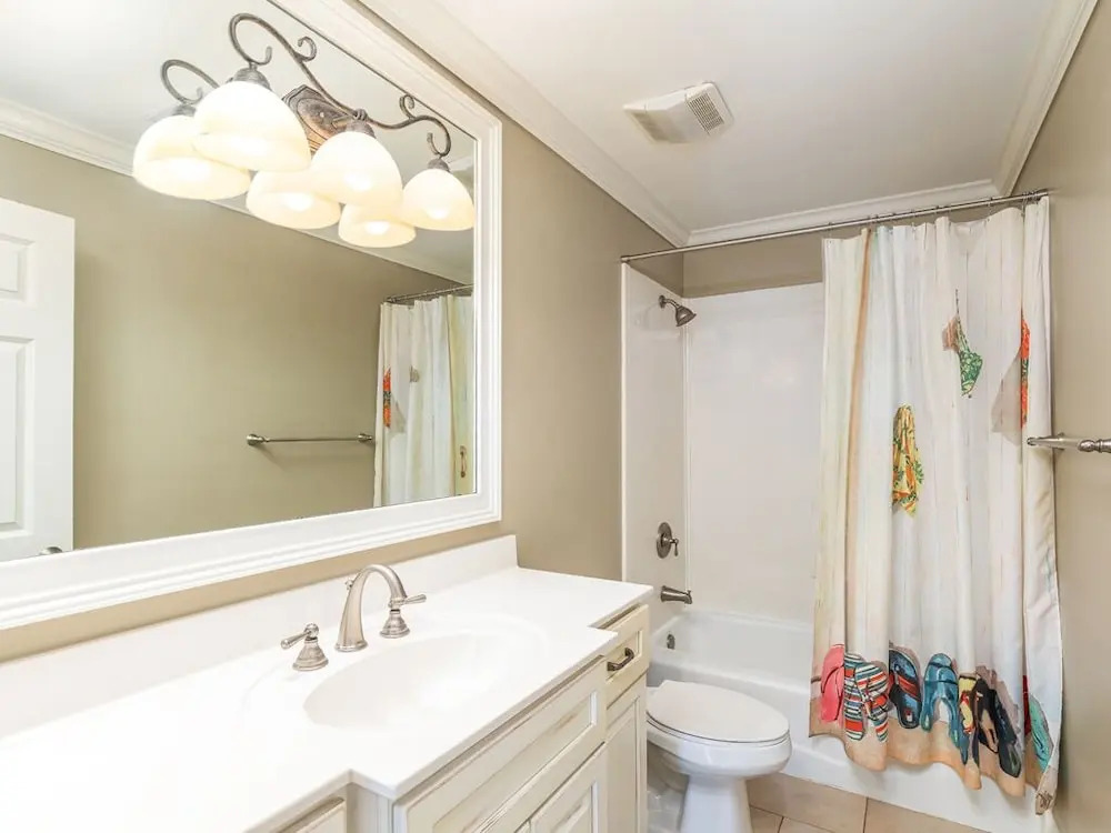 Silver Seas 203 by Tybee Vacation Rentals
