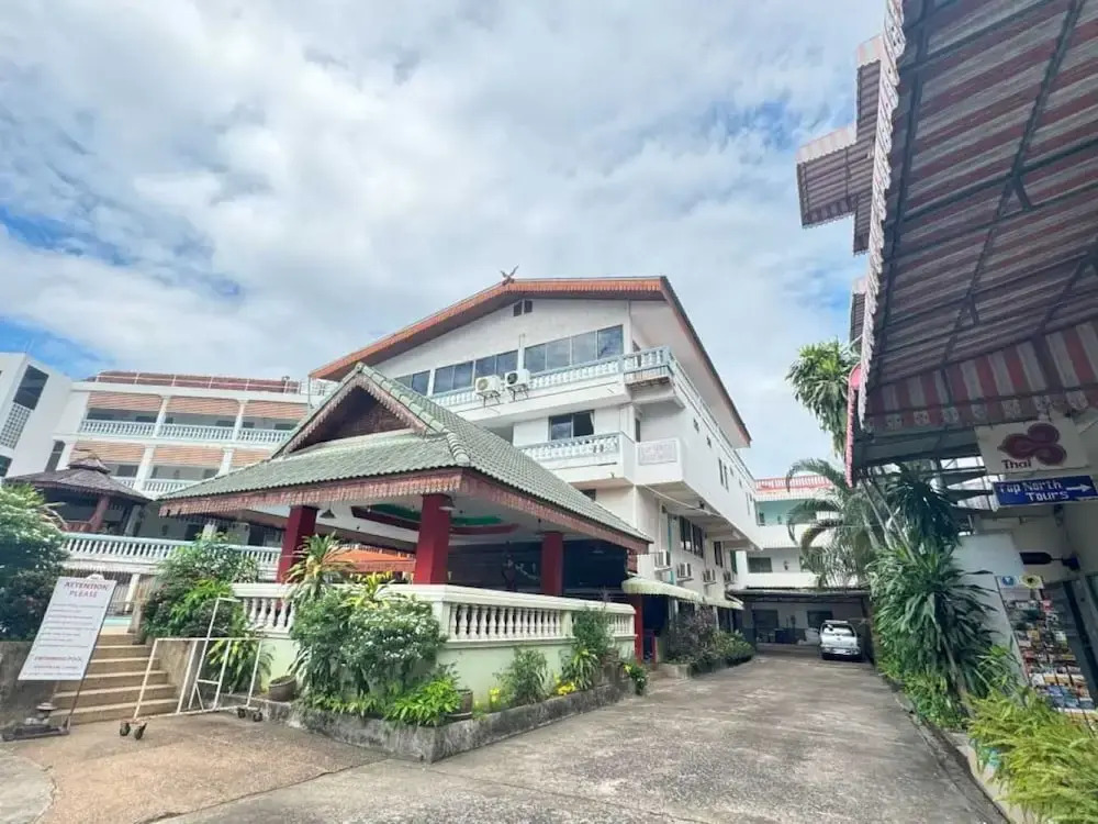 Hotel O Top North Guesthouse