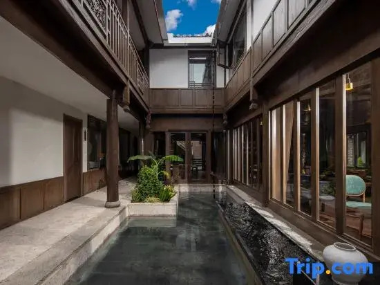 Jinghe Spring Mountain in View Coffee Resort Homestay