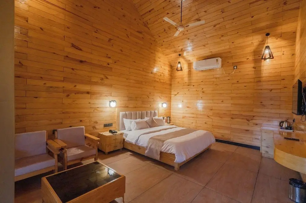 Delight The Lavish Loft Corbett