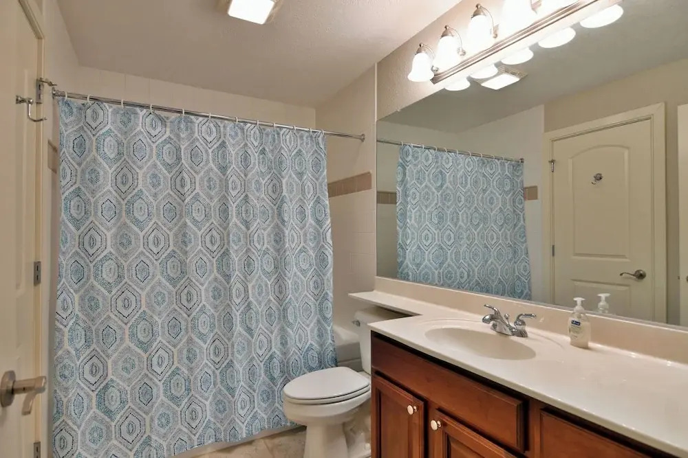 Unit 207 2 Bdrm/ 2 BA
