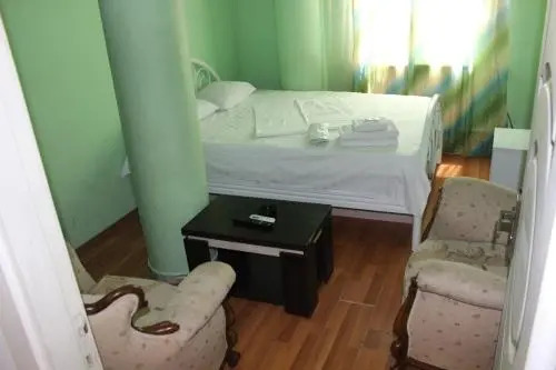 Hotel Plus