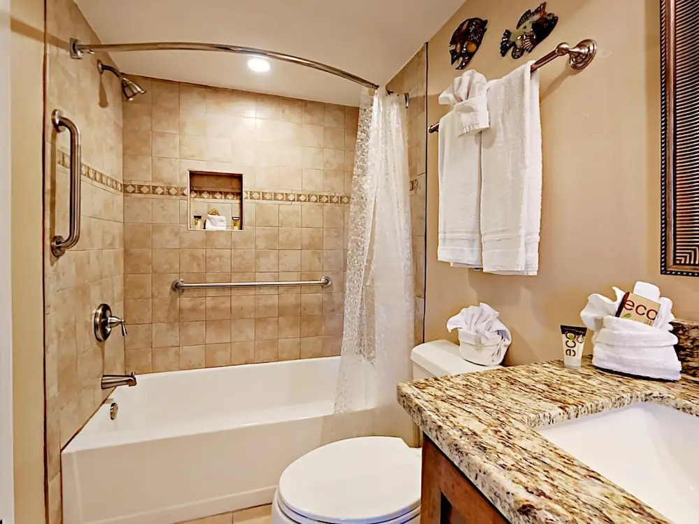 4400 Gulf Blvd Condo Unit 207