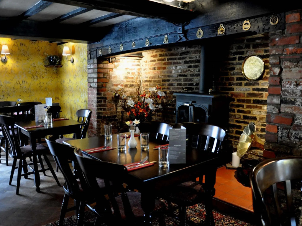 The Rose & Crown