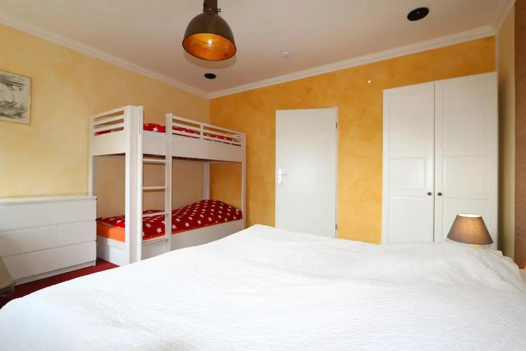 Large Comfortable Apartment, Holiday With Several Generations
