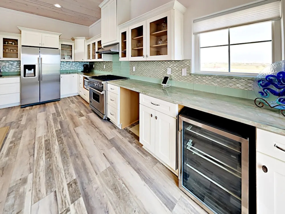 3br/3.5ba - Hot Tub, Pool, 360-degree Rooftop View 3 Bedroom Townhouse